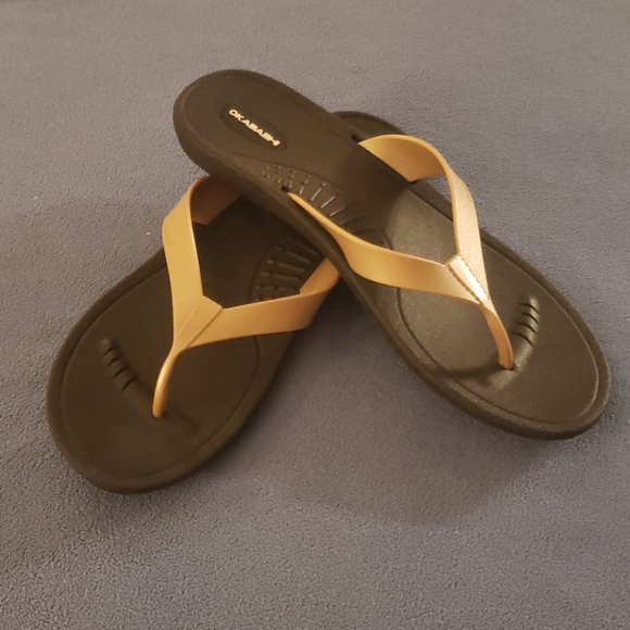 Okabashi Shoes - Okabashi flip flops size 11 BRAND NEW WITHOUT BOX Okabashi Shoes - Okabashi flip flops size 11 BRAND NEW WITHOUT BOX